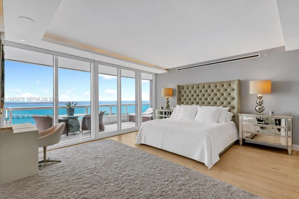 1643 Brickell Ave #3904 Miami, FL 33129