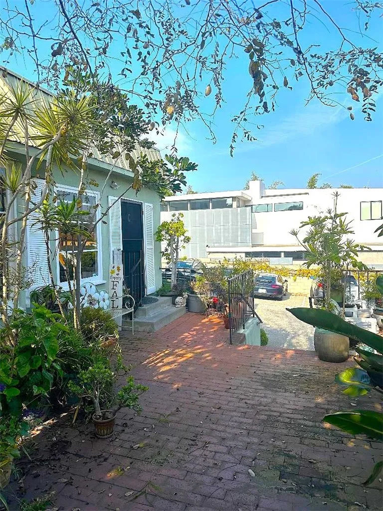 947 Manhattan Beach Manhattan Beach, CA 90266