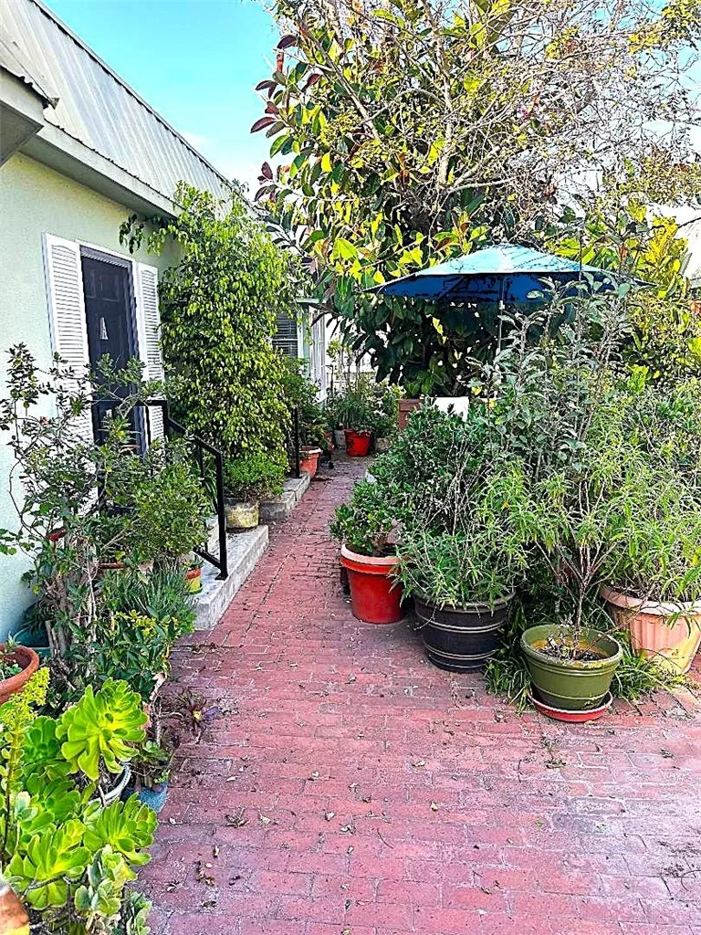 947 Manhattan Beach Manhattan Beach, CA 90266