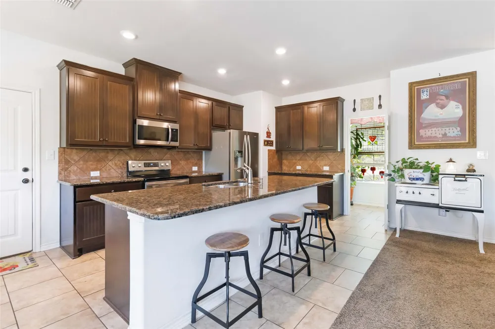 1193 Persimmon Pass Fischer, TX 78623