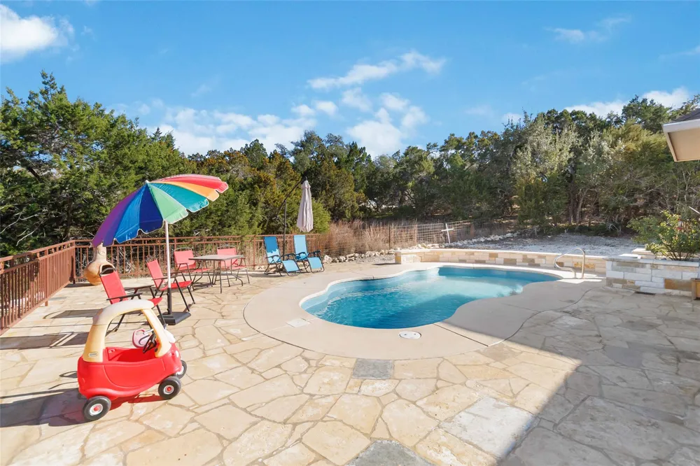 1193 Persimmon Pass Fischer, TX 78623