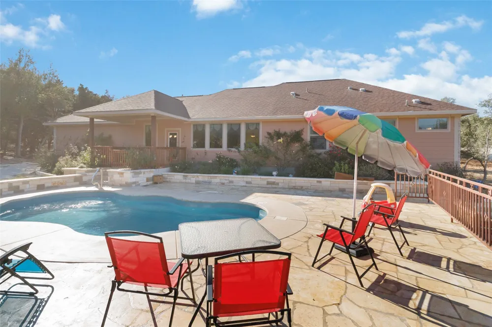1193 Persimmon Pass Fischer, TX 78623
