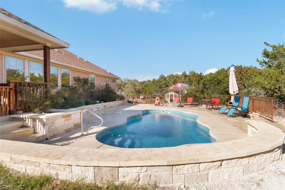 1193 Persimmon Pass Fischer, TX 78623