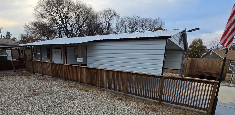 121 Arrowhead Quitman, TX 75783