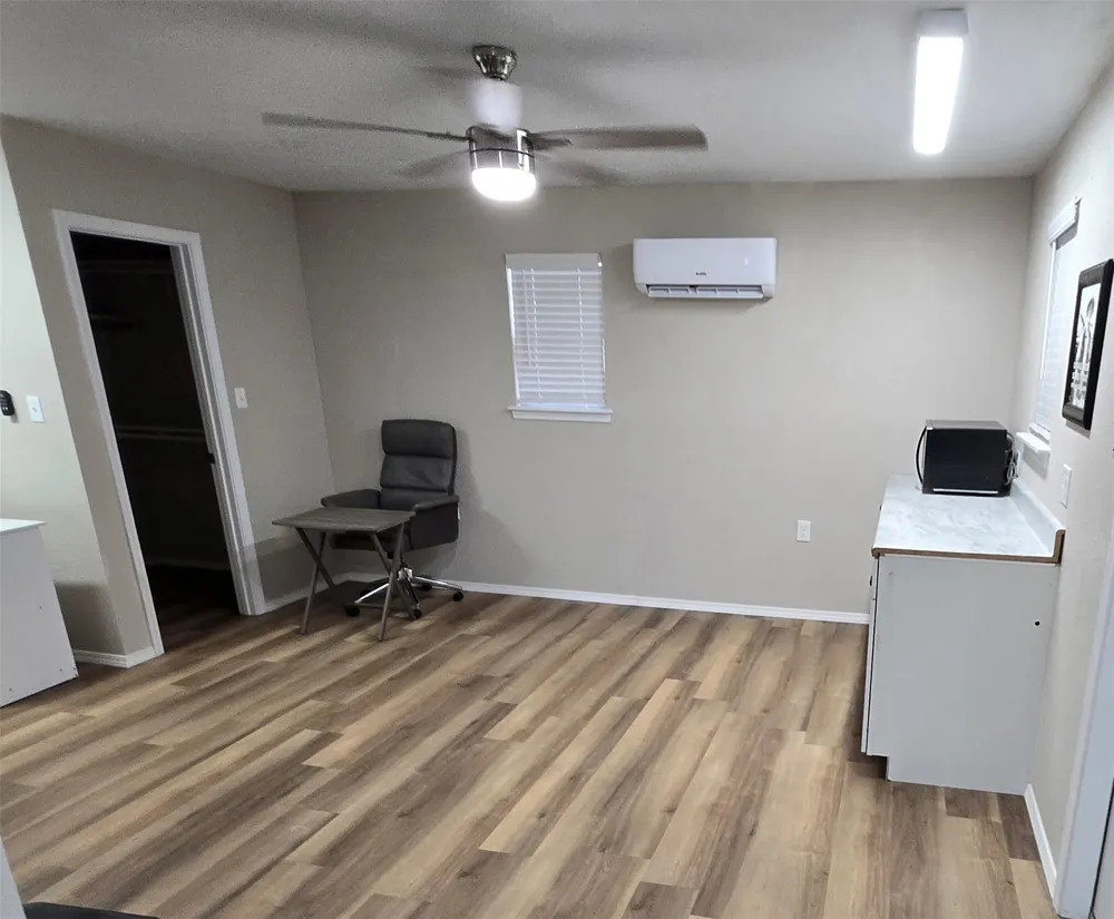 121 Arrowhead Quitman, TX 75783