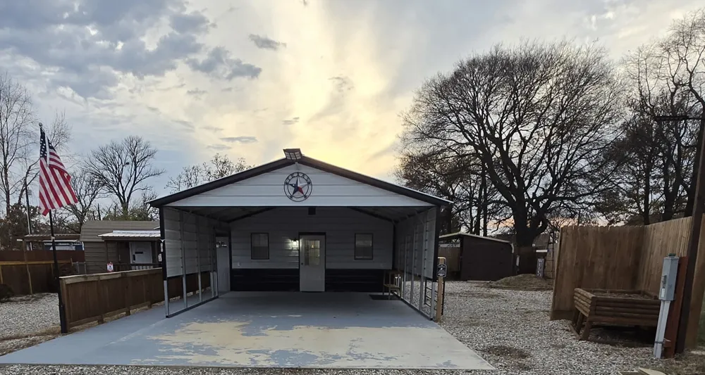 121 Arrowhead Quitman, TX 75783