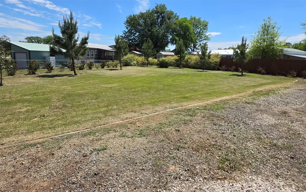 121 Arrowhead Quitman, TX 75783