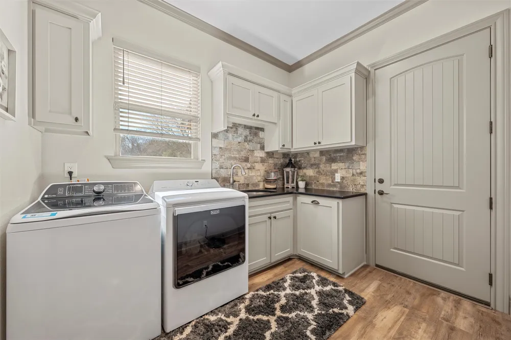 18503 Wortham Bend Road China Spring, TX 76633