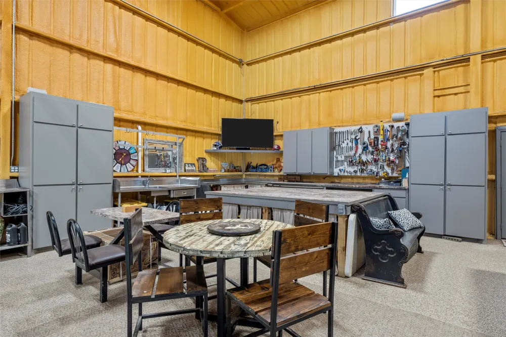 18503 Wortham Bend Road China Spring, TX 76633