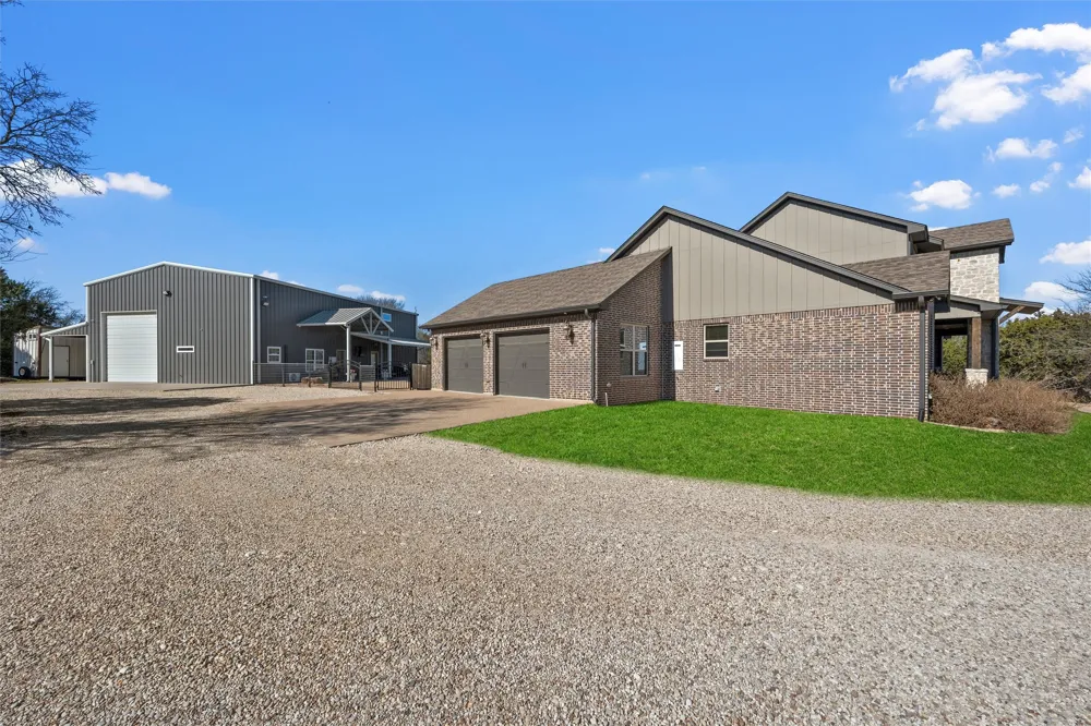 18503 Wortham Bend Road China Spring, TX 76633