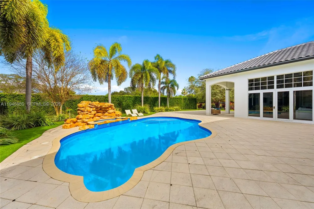 12401 Stonebrook Cir Davie, FL 33330