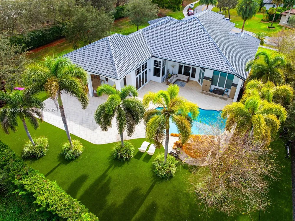 12401 Stonebrook Cir Davie, FL 33330