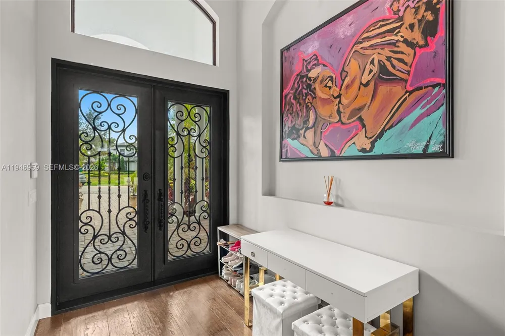 12401 Stonebrook Cir Davie, FL 33330