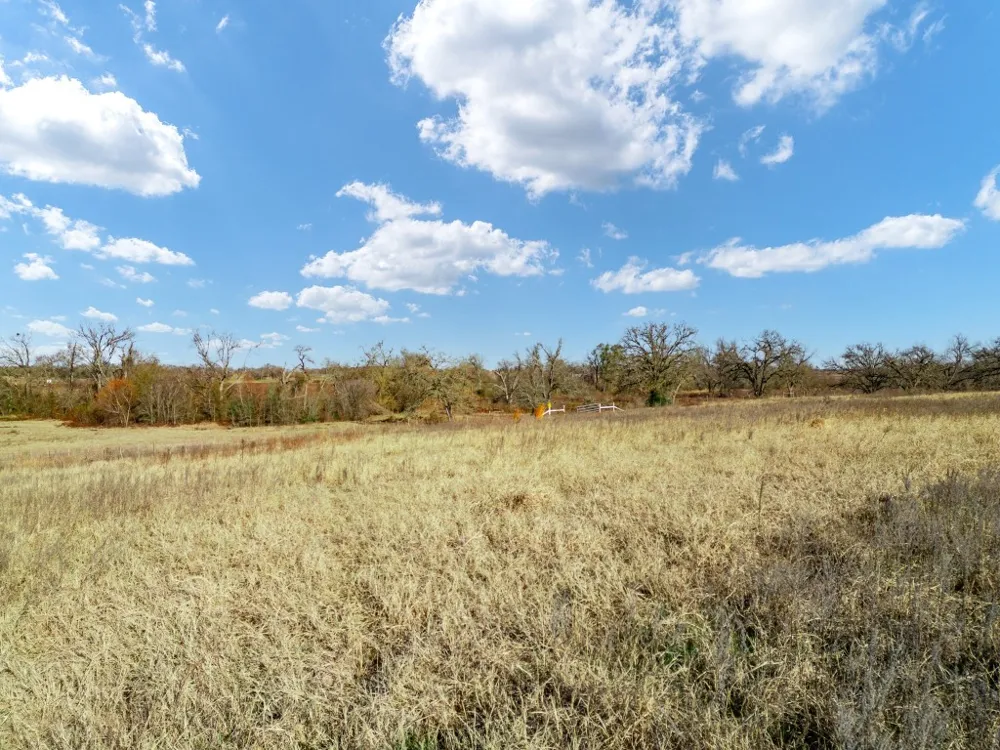 19 County Road 721 Groesbeck, TX 76653