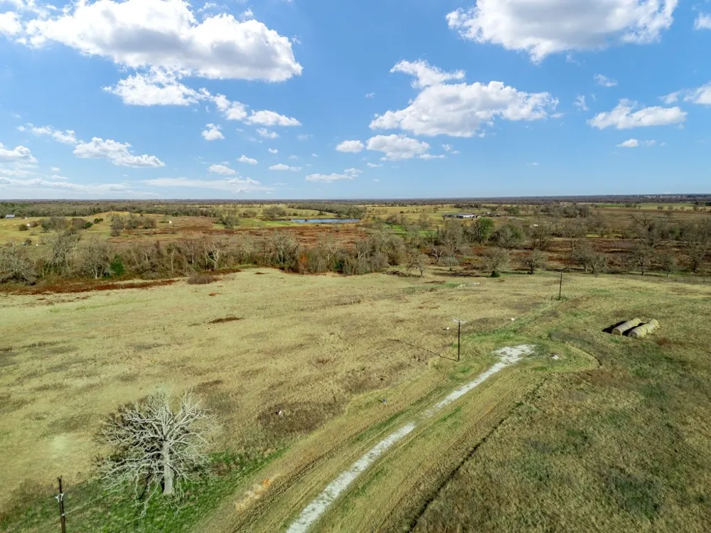 19 County Road 721 Groesbeck, TX 76653