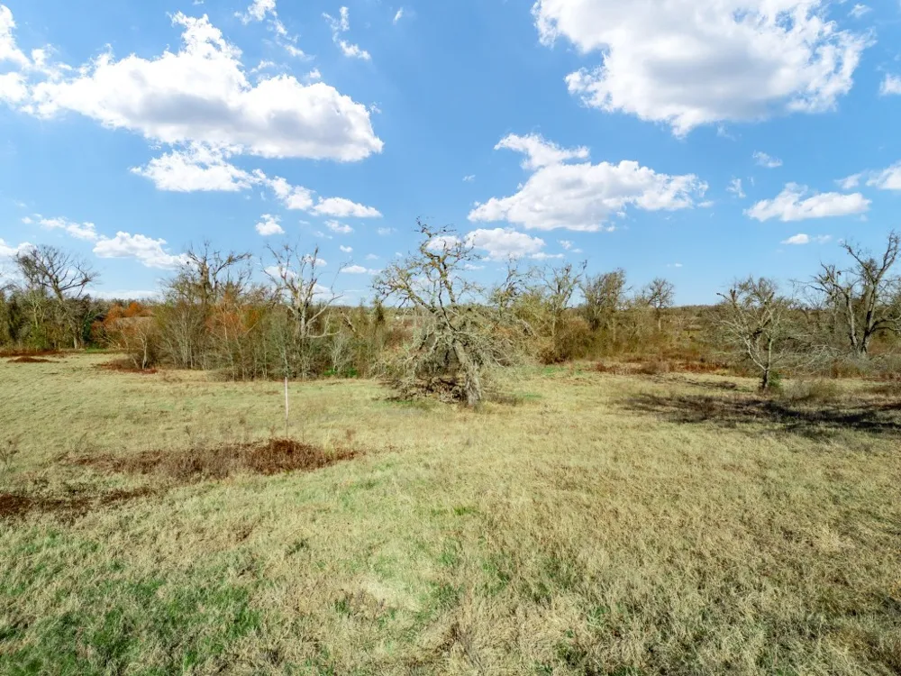 19 County Road 721 Groesbeck, TX 76653