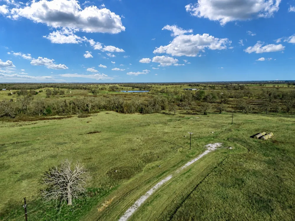 19 County Road 721 Groesbeck, TX 76653