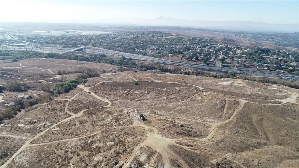 Pettegrew Riverside, CA 92507