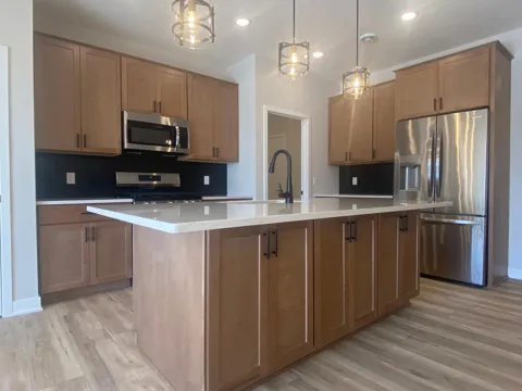 13763 Hollybrook Circle