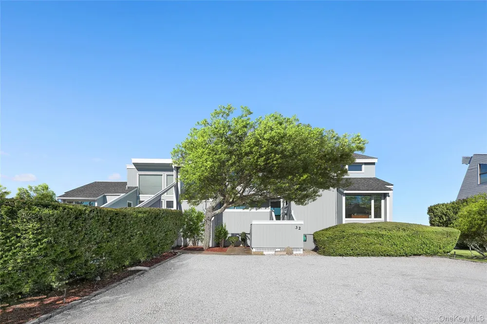 32 Dune Westhampton Beach, NY 11978