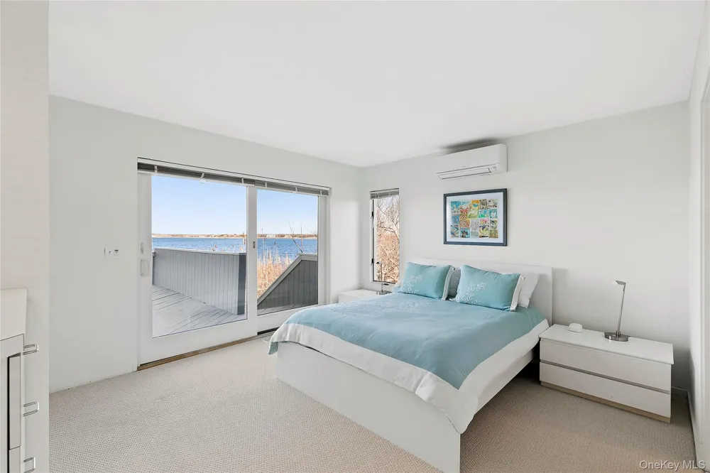 32 Dune Westhampton Beach, NY 11978