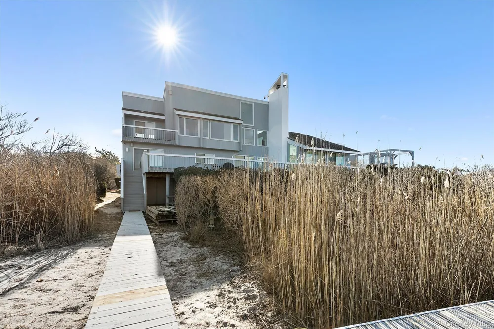 32 Dune Westhampton Beach, NY 11978