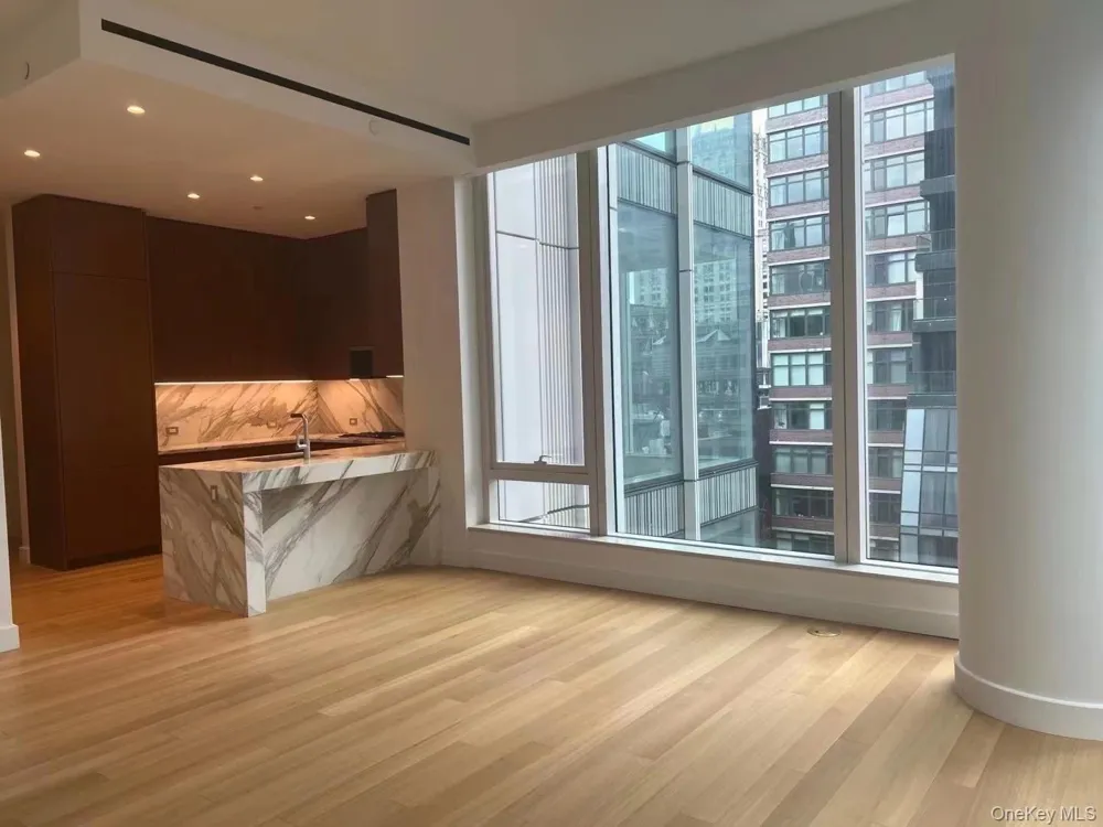 15 E 30th Street #17E New York (Manhattan), NY 10016