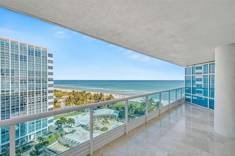 5025 Collins Ave #903 Miami Beach, FL 33140