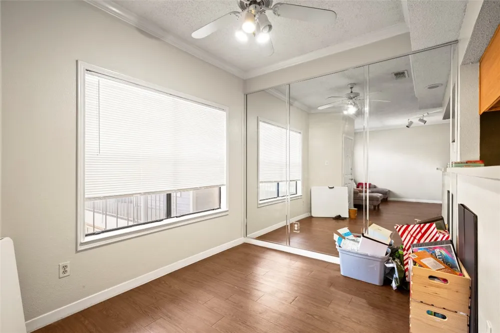 915 W 23rd Street #208 Austin, TX 78705