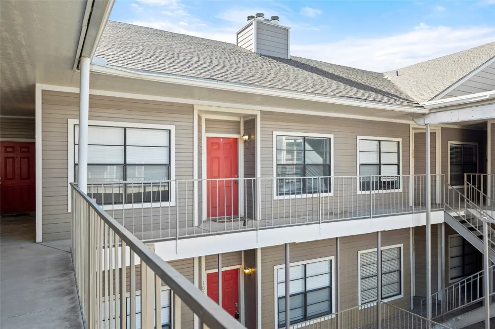 915 W 23rd Street #208 Austin, TX 78705