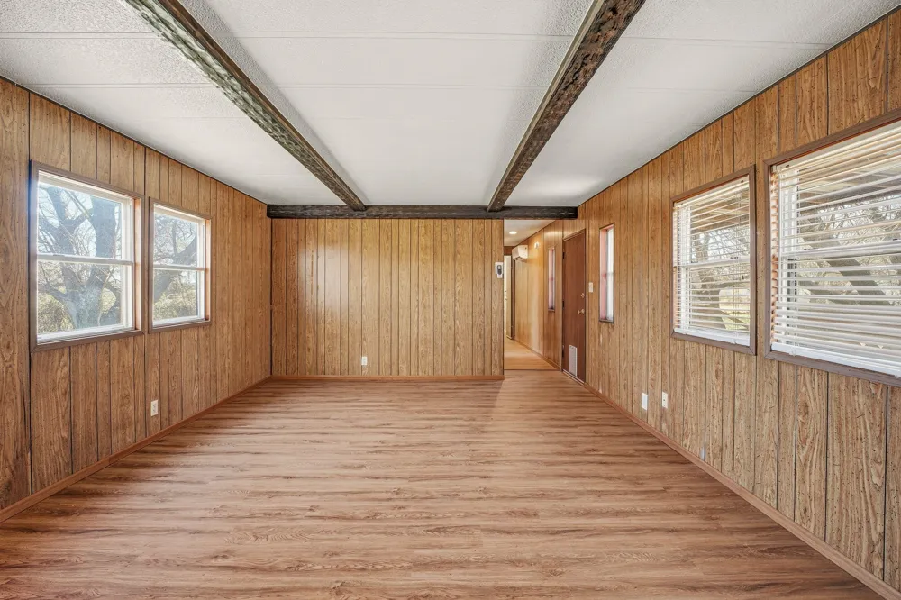483 Private Road 729 Bluff Dale, TX 76433