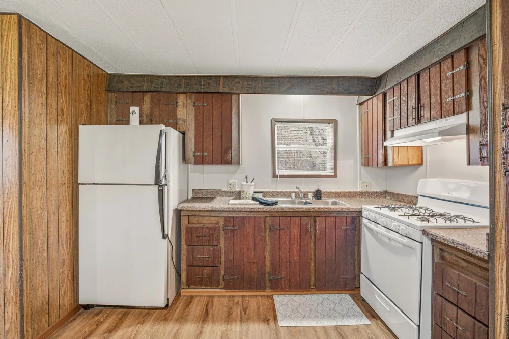 483 Private Road 729 Bluff Dale, TX 76433