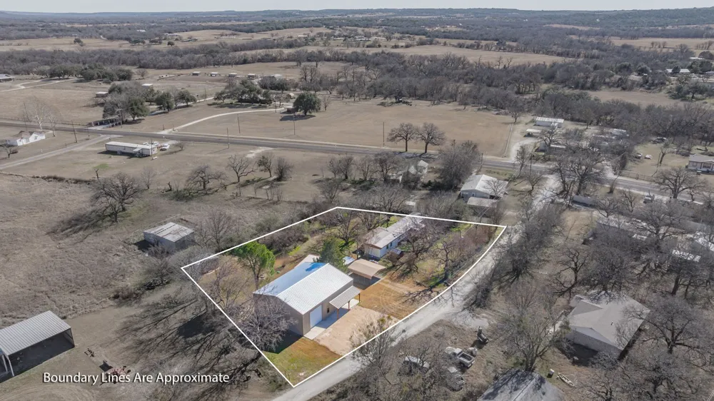 483 Private Road 729 Bluff Dale, TX 76433