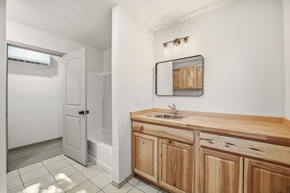 483 Private Road 729 Bluff Dale, TX 76433