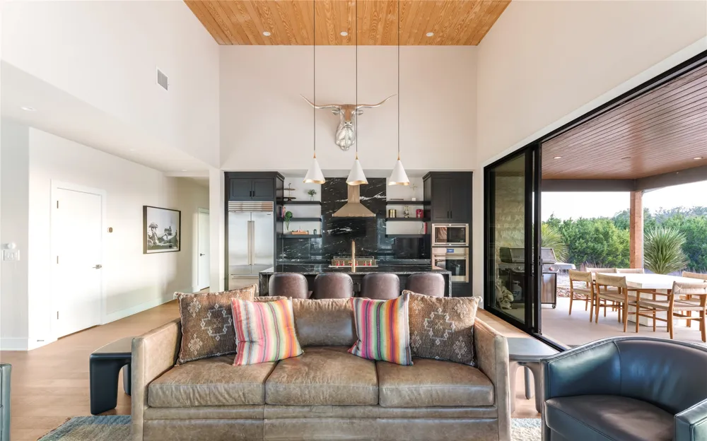 5579 County Road 2013 Glen Rose, TX 76690