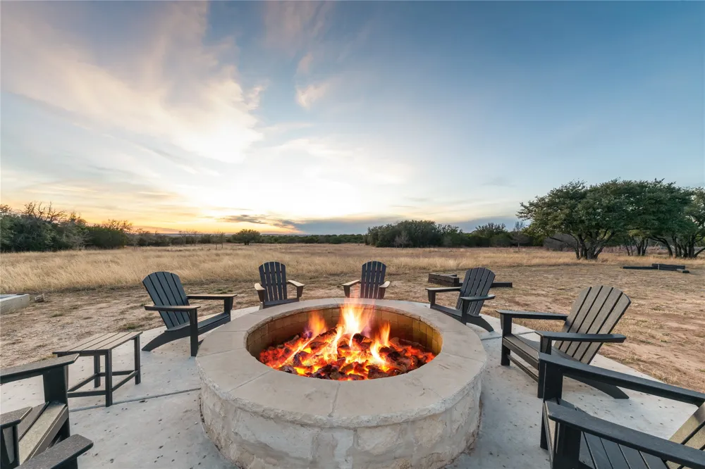 5579 County Road 2013 Glen Rose, TX 76690