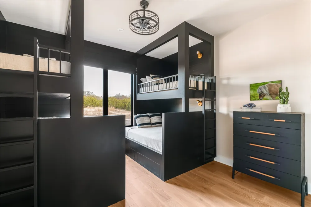 5579 County Road 2013 Glen Rose, TX 76690