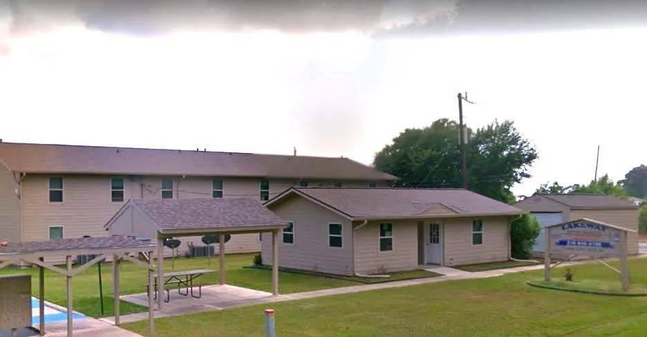 522 Oak St Other, LA 71486