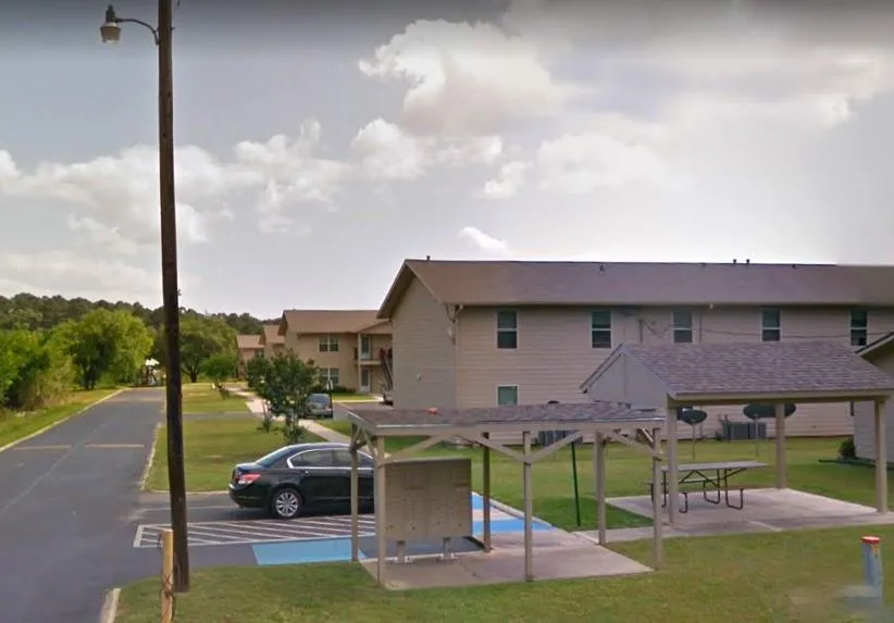 522 Oak St Other, LA 71486
