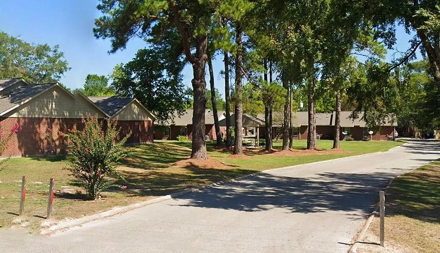 545 E 1st Street Groveton, TX 75845
