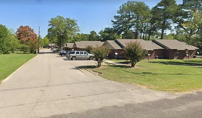 545 E 1st Street Groveton, TX 75845