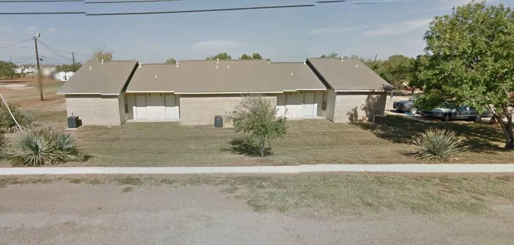 404 Medina Cotulla, TX 78014