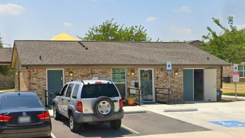 1501 Newland Dr Gainesville, TX 76240