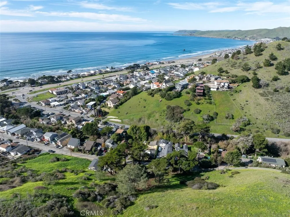3064 Gilbert Cayucos, CA 93430