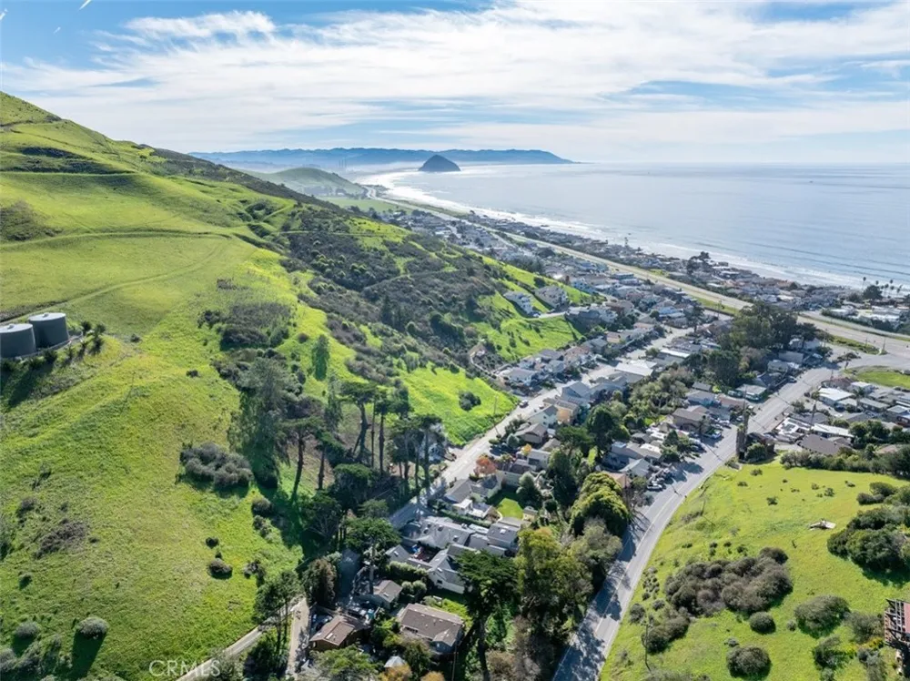 3064 Gilbert Cayucos, CA 93430