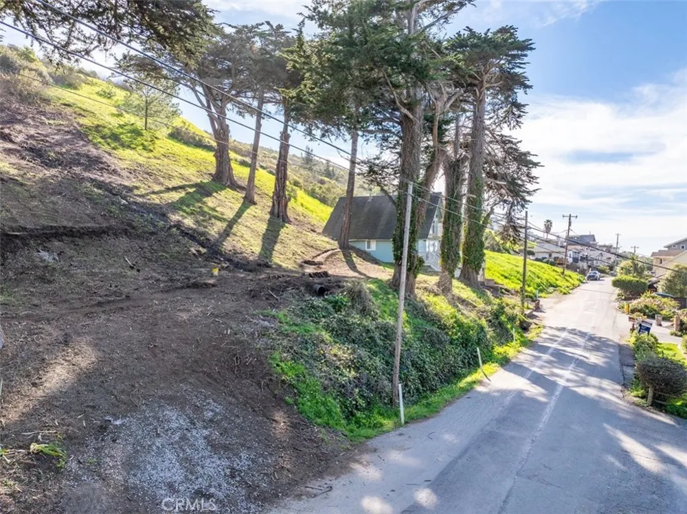 3064 Gilbert Cayucos, CA 93430
