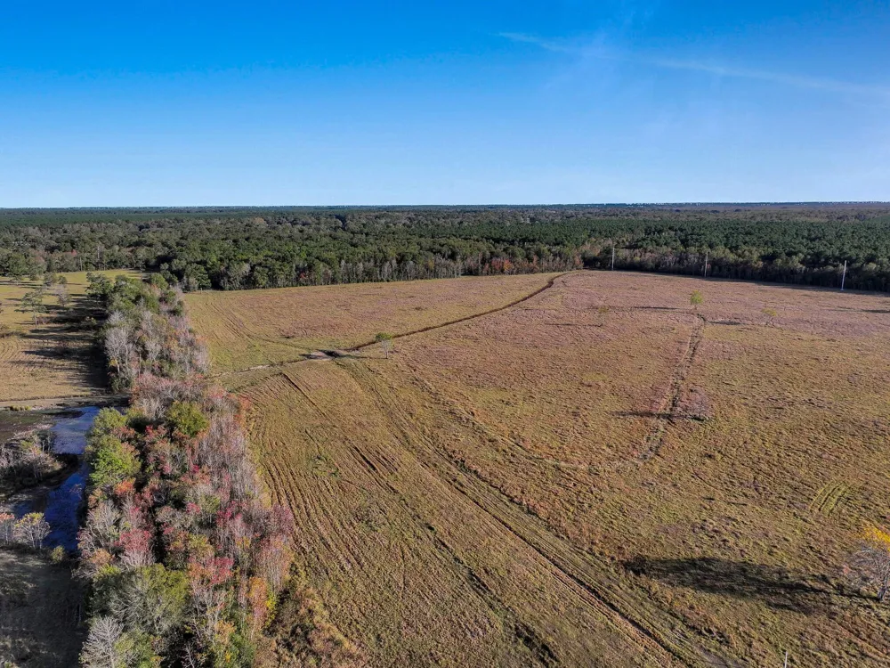 County Road 2058 Hull, TX 77564