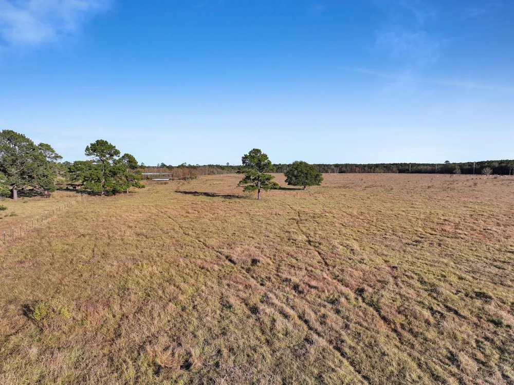 County Road 2058 Hull, TX 77564