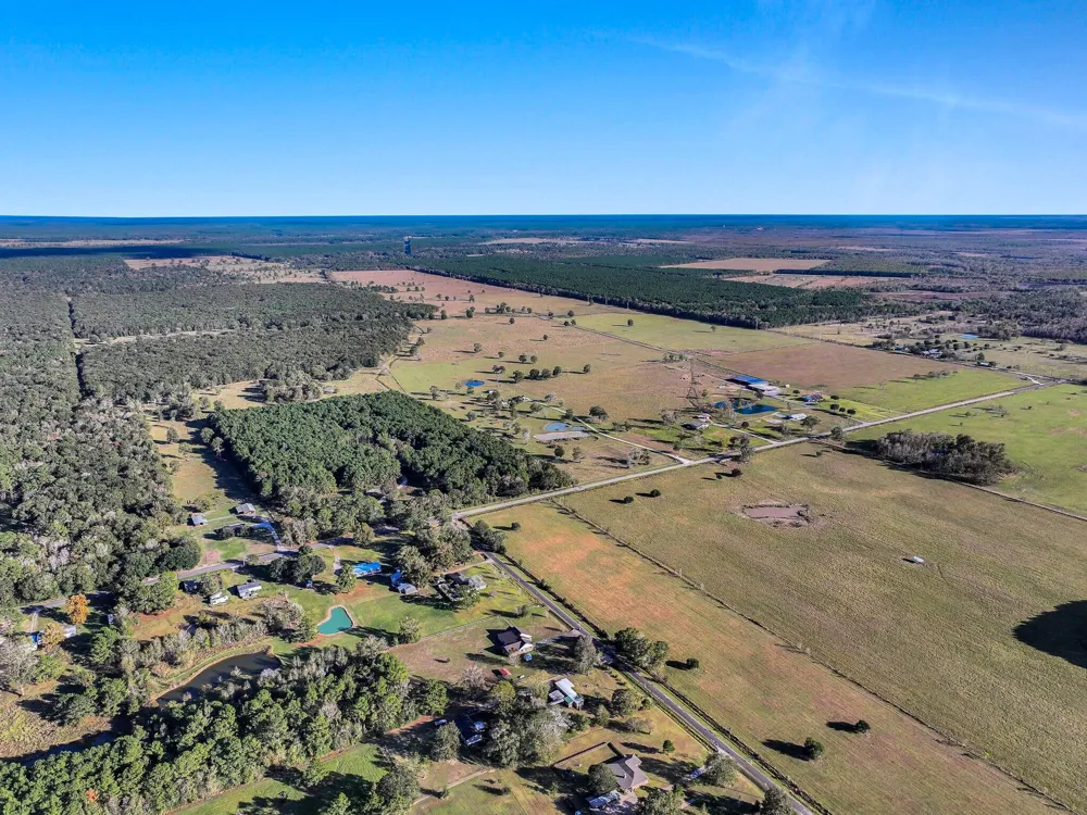 County Road 2058 Hull, TX 77564