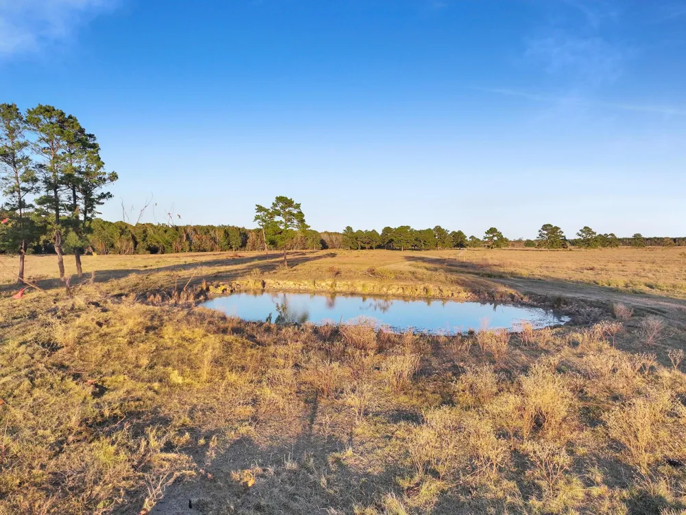 County Road 2058 Hull, TX 77564